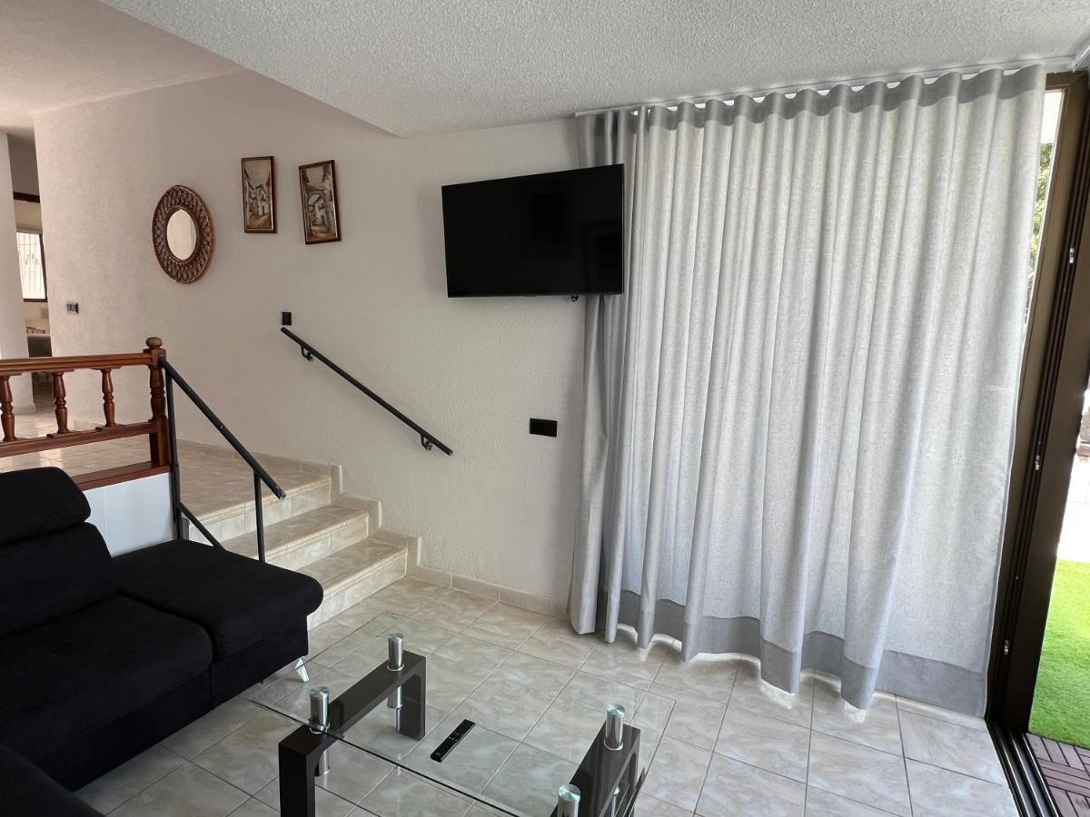 Fantastic Bungalow Playa De Las Americas Арона Екстериор снимка